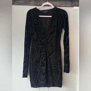 Elegant Black Swirl Long Sleeve Dress